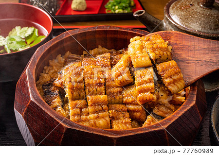 ひつまぶしを食べる 77760989