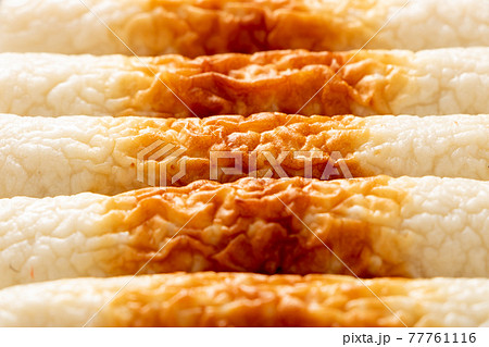 ちくわ(焼きちくわ)。 77761116