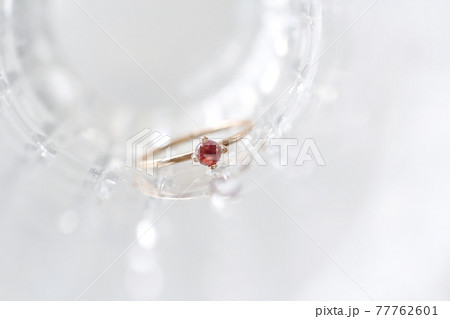 宝石 ダイヤモンド リング 77762601