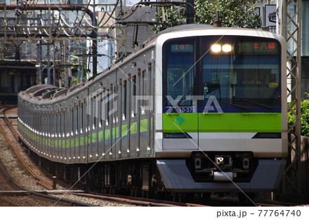 ［S］都営新宿線10-300形（区間急行：8両／京王相模原線直通） 77764740