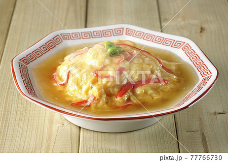 熱々餡かけ中華風オムライス、天津飯 熱々餡かけ中華風オムライス、天津飯 77766730