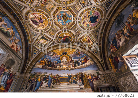 interiors of Raphael rooms, Vatican museum, Vatican 77768023