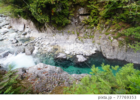 阿寺渓谷の清流 阿寺渓谷の清流 77769353