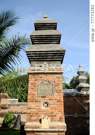 Stone work design and detail at Old Masjid Besar Mataram Kotagede, Jogjakarta Indonesia. According to history, the mosque was build on 1575. Stone work design and detail at Old Masjid Besar Mataram Kotagede, Jogjakarta Indonesia. According to history, the mosque was build on 1575. 77773262