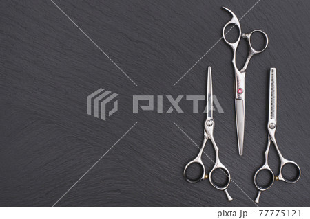 Hairdresser Accessories, Razor for cutting hair. Set of scissors 77775121