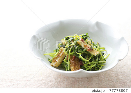 豆苗とちくわ炒め梅肉和え2 豆苗とちくわ炒め梅肉和え2 77778807