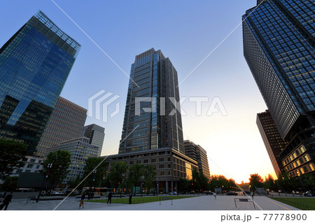 東京 丸の内の都市風景 夕方 東京 丸の内の都市風景 夕方 77778900