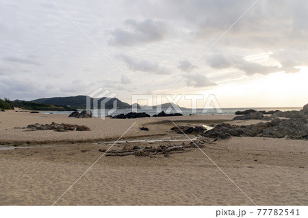 奄美大島の手広海岸 奄美大島の手広海岸 77782541