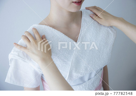 着物　着付けの補正 77782548