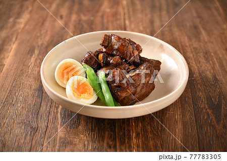 梅シロップでスペアリブの柔らか煮 77783305