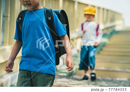 小学一年生 77784355