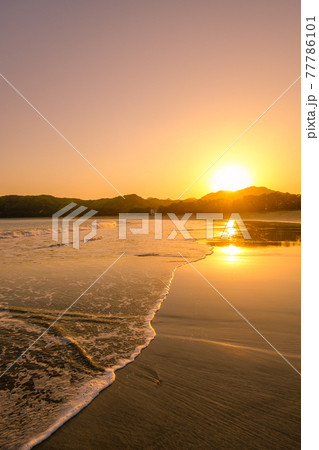 弓ヶ浜・夕景 77786101