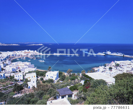 ギリシャ ミコノス島 レマニ港と白い民家集落とエーゲ海 ギリシャ ミコノス島 レマニ港と白い民家集落とエーゲ海 77786631