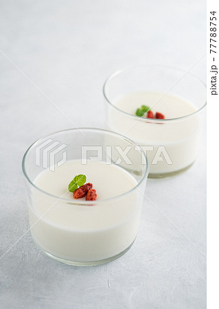 杏仁豆腐 77788754