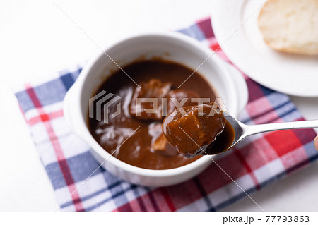 牛すじのビーフシチュー 77793863