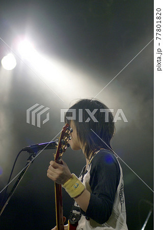 ライブハウス 77801820