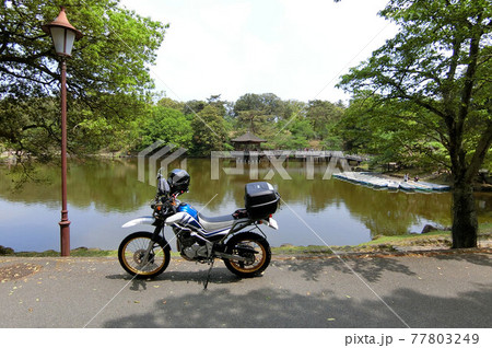 奈良市 浮見堂は八角堂形式のお堂 奈良市 浮見堂は八角堂形式のお堂 77803249