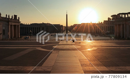 Rome in the morning. Sun over St. Peter's Square Rome in the morning. Sun over St. Peter's Square 77809134