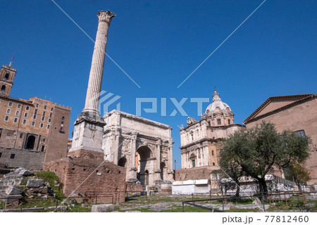 古代ローマの中心　フォロロマーノ 77812460