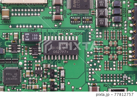 パソコン内部の電子回路 パソコン内部の電子回路 77812757