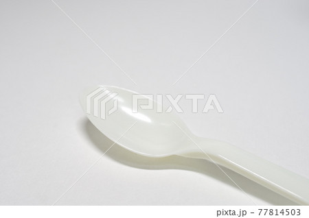 プラスチックのスプーン プラスチックのスプーン 77814503