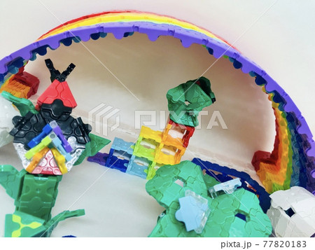 カエルと虹のブロックアート 77820183