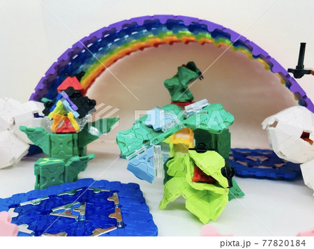 カエルと虹のブロックアート 77820184