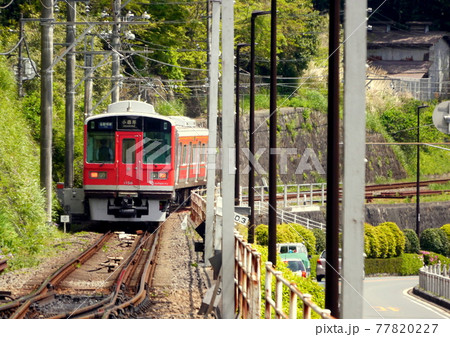 箱根登山電車 箱根湯本駅にて 箱根登山電車 箱根湯本駅にて 77820227