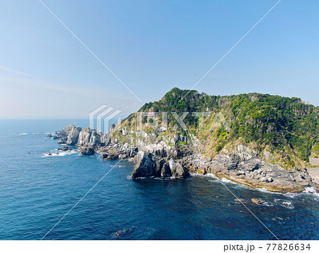 空から見る、三重県鳥羽市「神島・弁天岬」 77826634