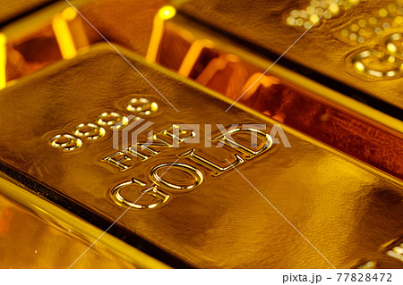 Gold bars 1000 grams. Concept of success in business and finance. 77828472