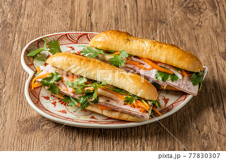 バインミー ベトナムサンドウィッチ banh mi Vietnamese sandwich バインミー ベトナムサンドウィッチ banh mi Vietnamese sandwich 77830307