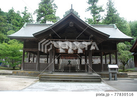 揖夜神社の拝殿(島根県松江市東出雲町揖屋) 揖夜神社の拝殿(島根県松江市東出雲町揖屋) 77830516