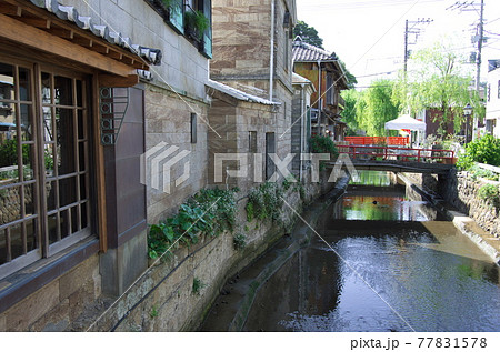静岡県下田市：ペリーロードの風景〔伊豆石の建造物〕 77831578