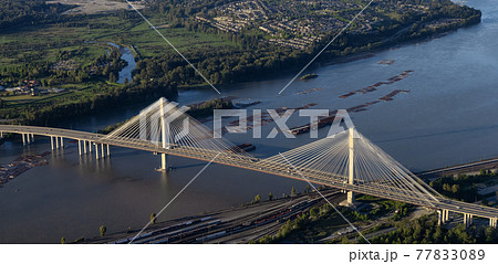 Aerial view on Fraser River and Port Mann Bridge Aerial view on Fraser River and Port Mann Bridge 77833089