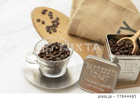 ホームワークでのコーヒータイムには拘りたいものですね！ 77844485