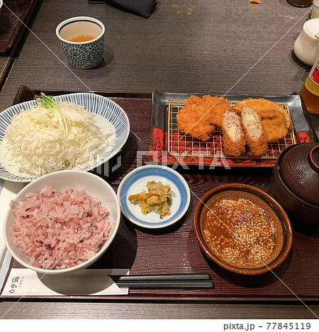 かつ定食 かつ定食 77845119