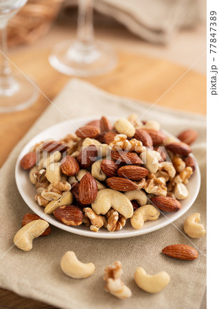 ミックスナッツ 77847389