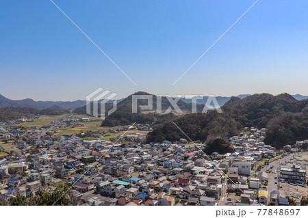 安房勝山の街並み（千葉県鋸南町） 77848697
