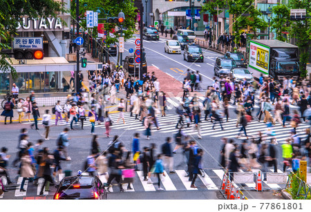 日本の東京都市景観 3度目の宣言延長下だが、この人出。再々延長は確定的…=5月20日、渋谷 日本の東京都市景観 3度目の宣言延長下だが、この人出。再々延長は確定的…=5月20日、渋谷 77861801