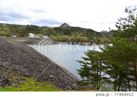 上山市にある「前川ダム」 77869922