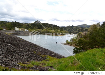 上山市にある「前川ダム」 77869923