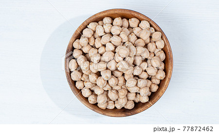 ヒヨコマメ（雛豆、英名： Chickpea、 学名：Cicer arietinum） 77872462