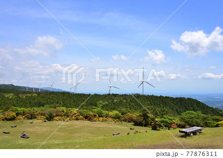三重県 青山高原からの眺め(2021年5月 春) 三重県 青山高原からの眺め(2021年5月 春) 77876311