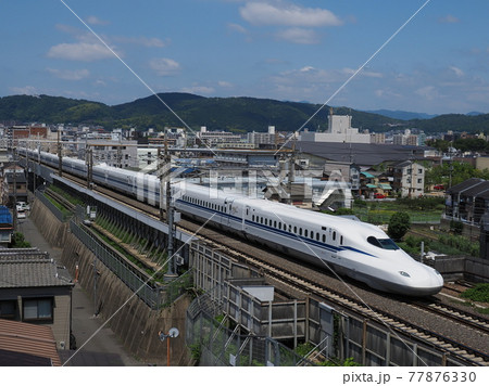 新幹線N700S J15編成試運転 山科付近にて 新幹線N700S J15編成試運転 山科付近にて 77876330