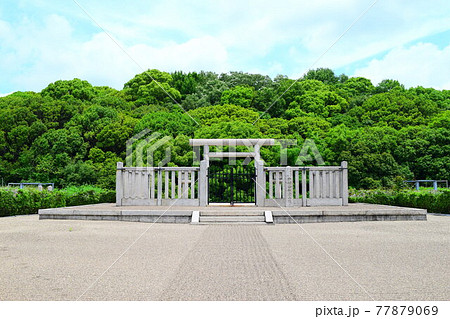 仲ツ山古墳【世界遺産】 仲ツ山古墳【世界遺産】 77879069