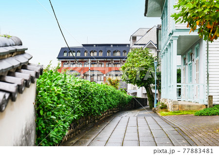 長崎　雨上がりのオランダ坂 77883481