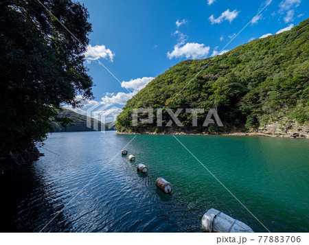 対馬 秋晴れの小船越(西漕手)の風景 対馬 秋晴れの小船越(西漕手)の風景 77883706