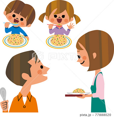炒飯を食べる家族 77888020