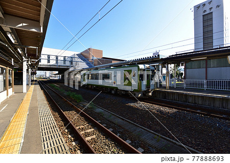 2020年夏の奥羽本線、大曲駅から及位駅までの周辺風景と車窓からの風景 77888693