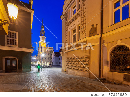 Poznan. Old Town Square with famous medieval houses at sunrise. Poznan. Old Town Square with famous medieval houses at sunrise. 77892880